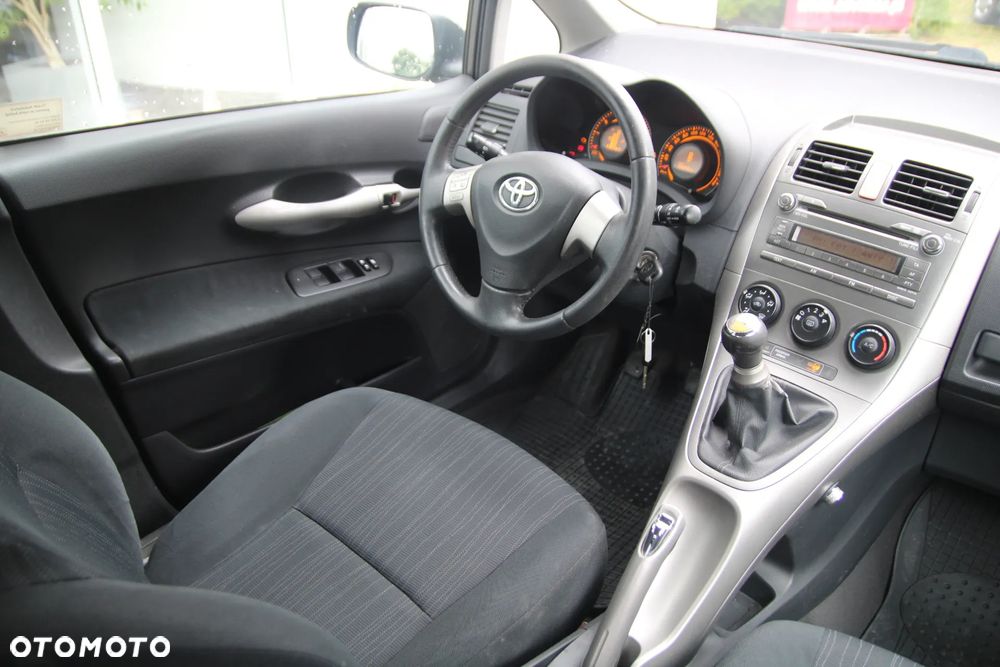 Toyota Auris 1.6 VVT-i Luna - 8