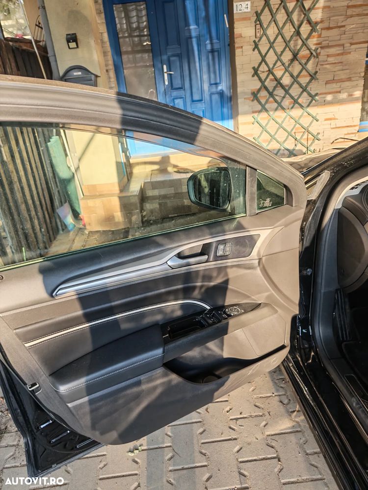 Ford Mondeo - 9