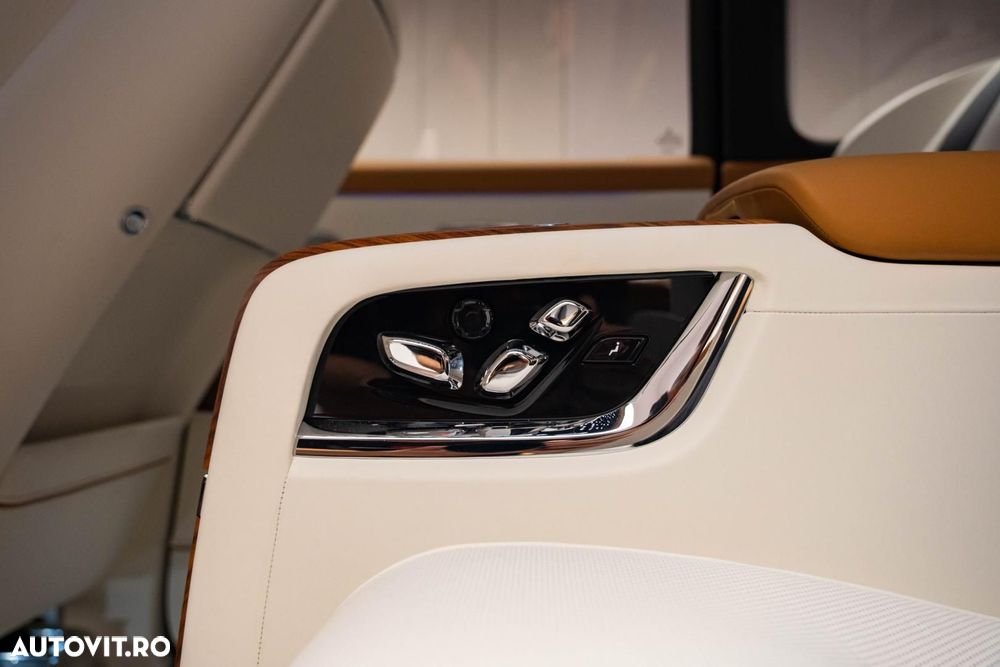 Rolls-Royce Cullinan - 28