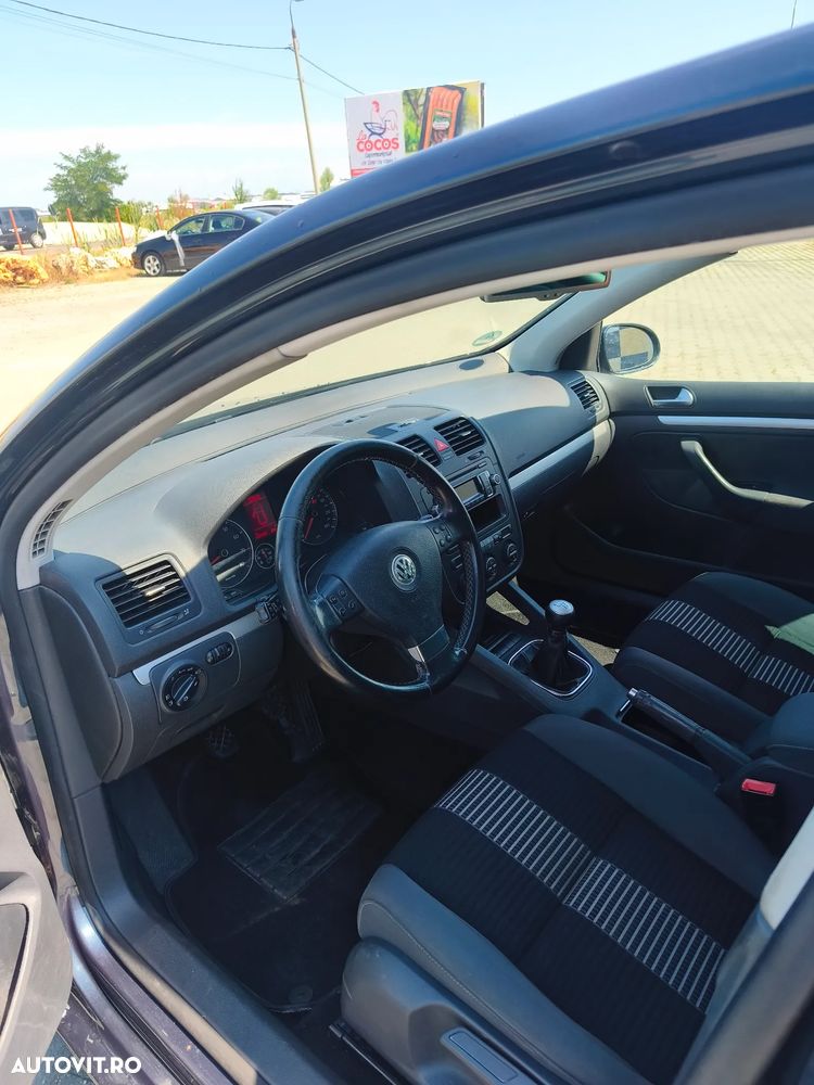 Volkswagen Golf 1.6 Highline - 7