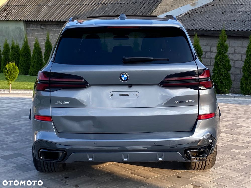 BMW X5 xDrive30d mHEV - 14