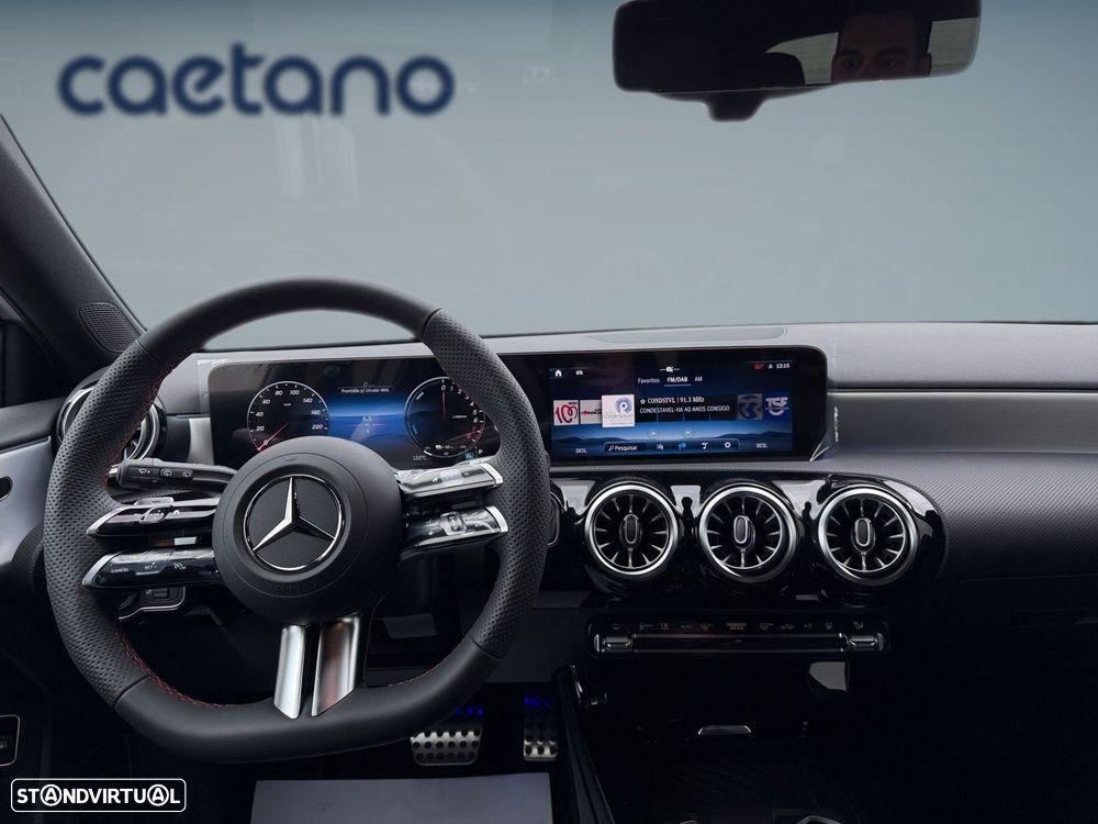 Mercedes-Benz A 250 e — fotografia 11