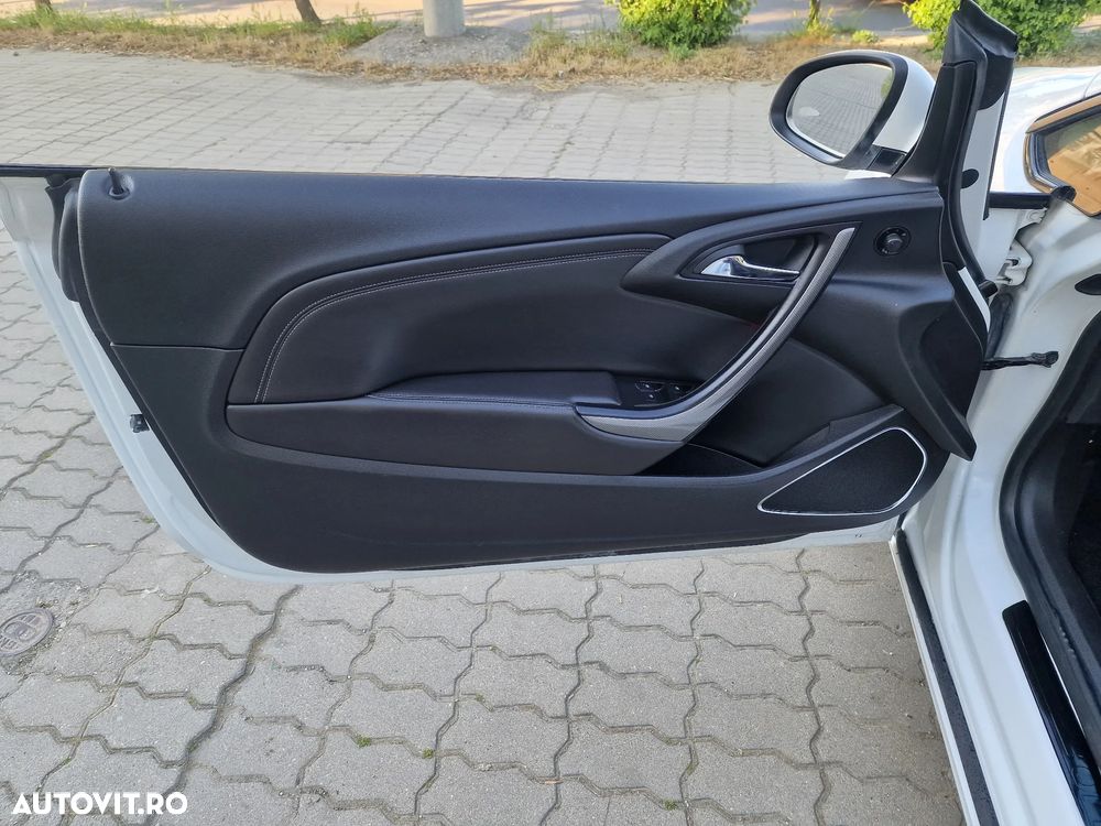 Opel Cascada 2.0 CDTI ECOFLEX Start/Stop Edition - 31