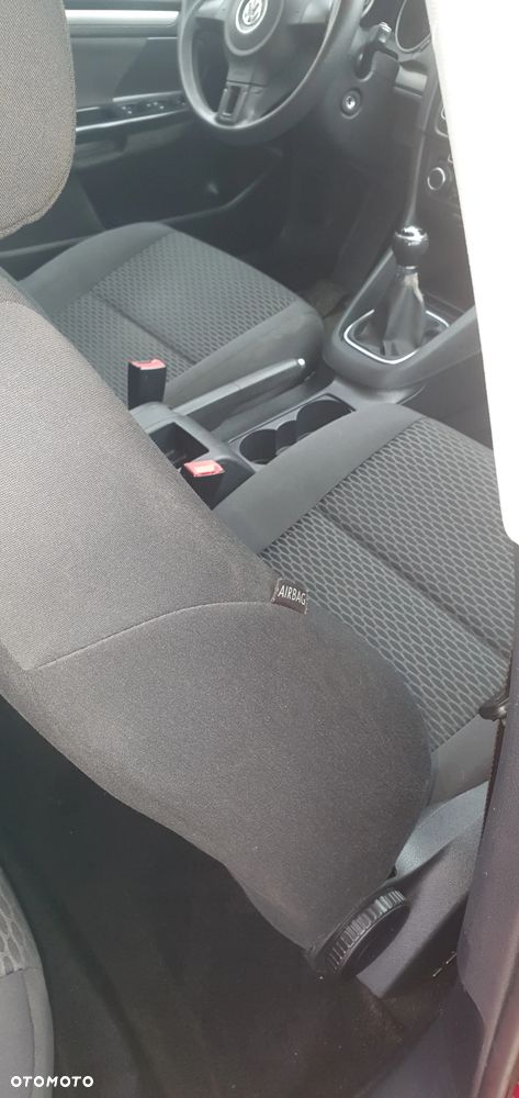 Volkswagen Golf 1.6 TDI DPF Trendline - 8