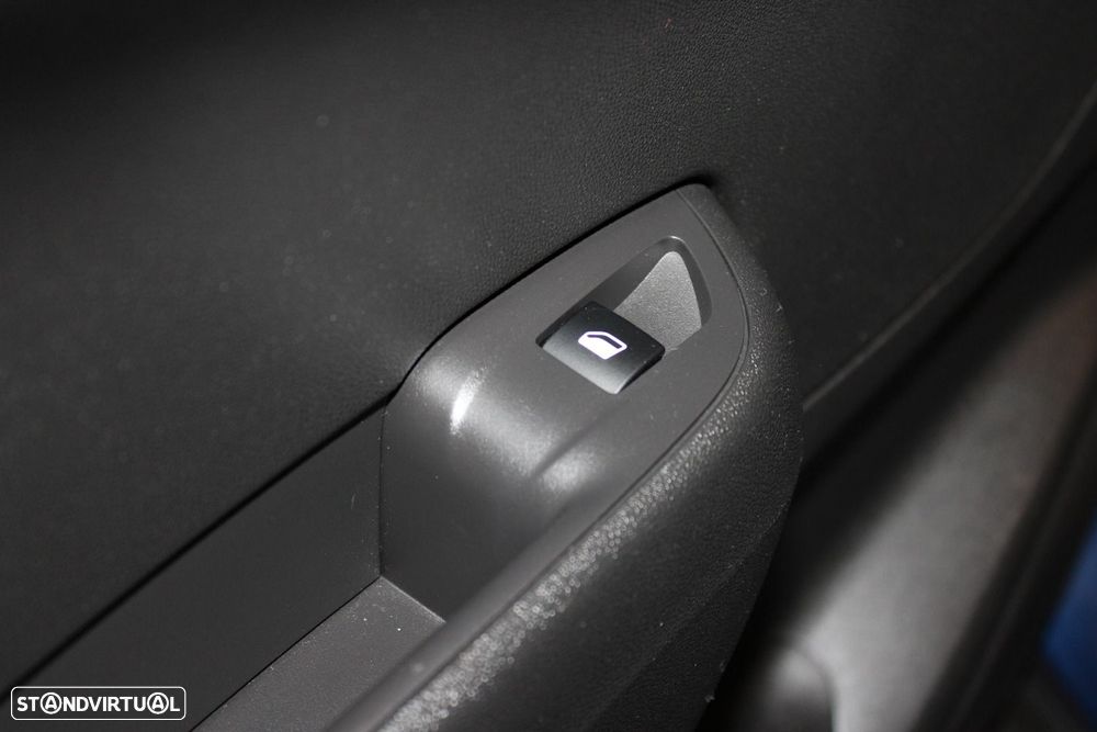 Opel Crossland 1.5 D Business Edition - 23