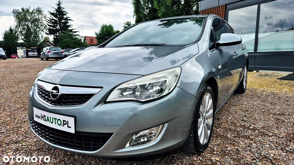 Opel Astra 1.6 Cosmo - 1