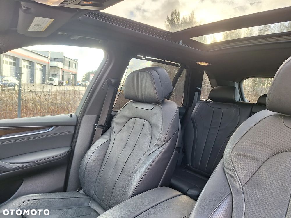 BMW X5 xDrive35i - 17