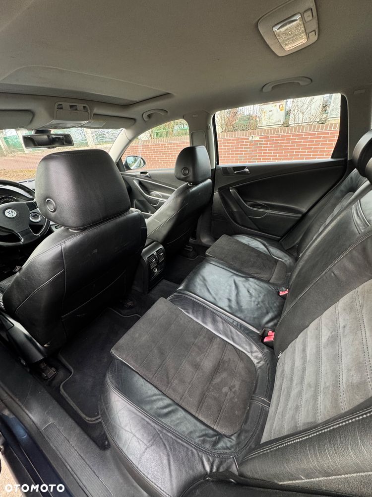 Volkswagen Passat 2.0 TDI DPF Individual - 8