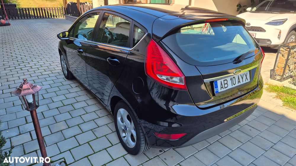 Ford Fiesta 1.25i Titanium - 5