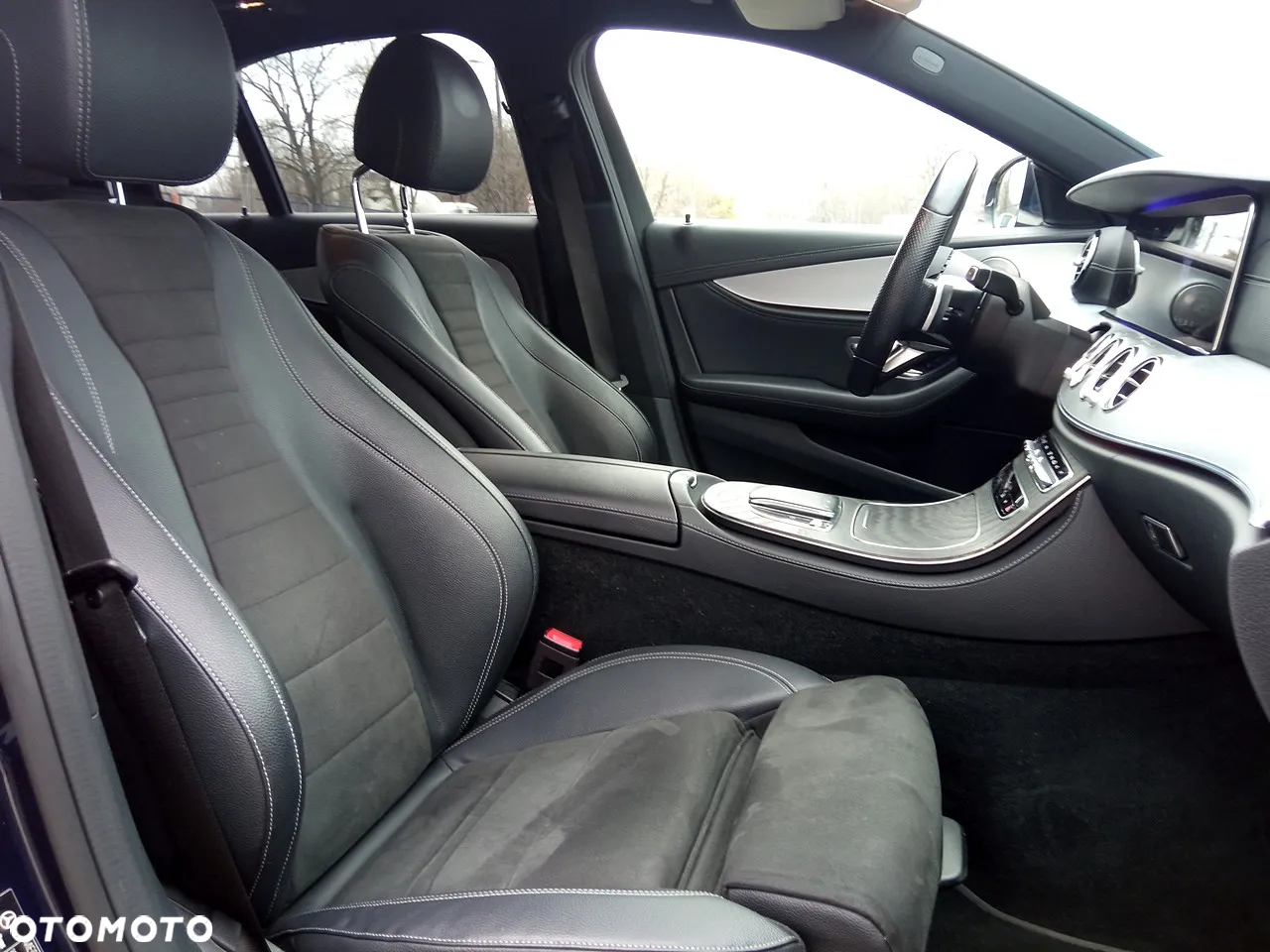 Mercedes-Benz Klasa E 220 d 4-Matic AMG - 15