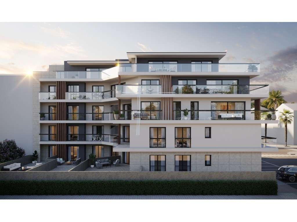 Apartamento T3 com parqueamento, arrecadação e varandas - Santo Ant... - Grande imagem: 4/7