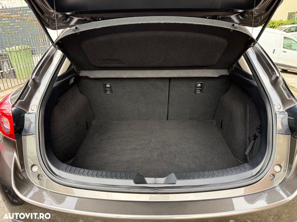 Mazda 3 SKYACTIV-G 120 Sports-Line - 15
