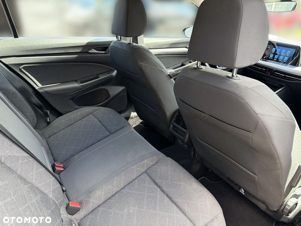 Volkswagen Golf Variant - 32