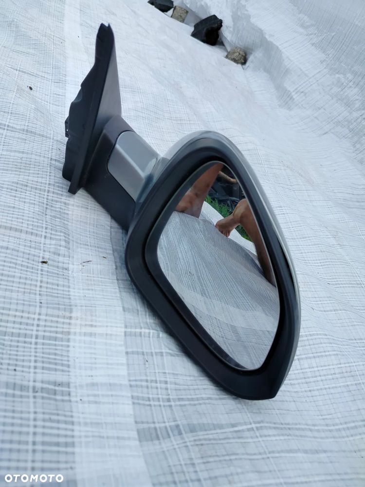 LUSTERKO PRAWE SREBRNE Z179 EU OPEL INSIGNIA A 7 PIN - 2