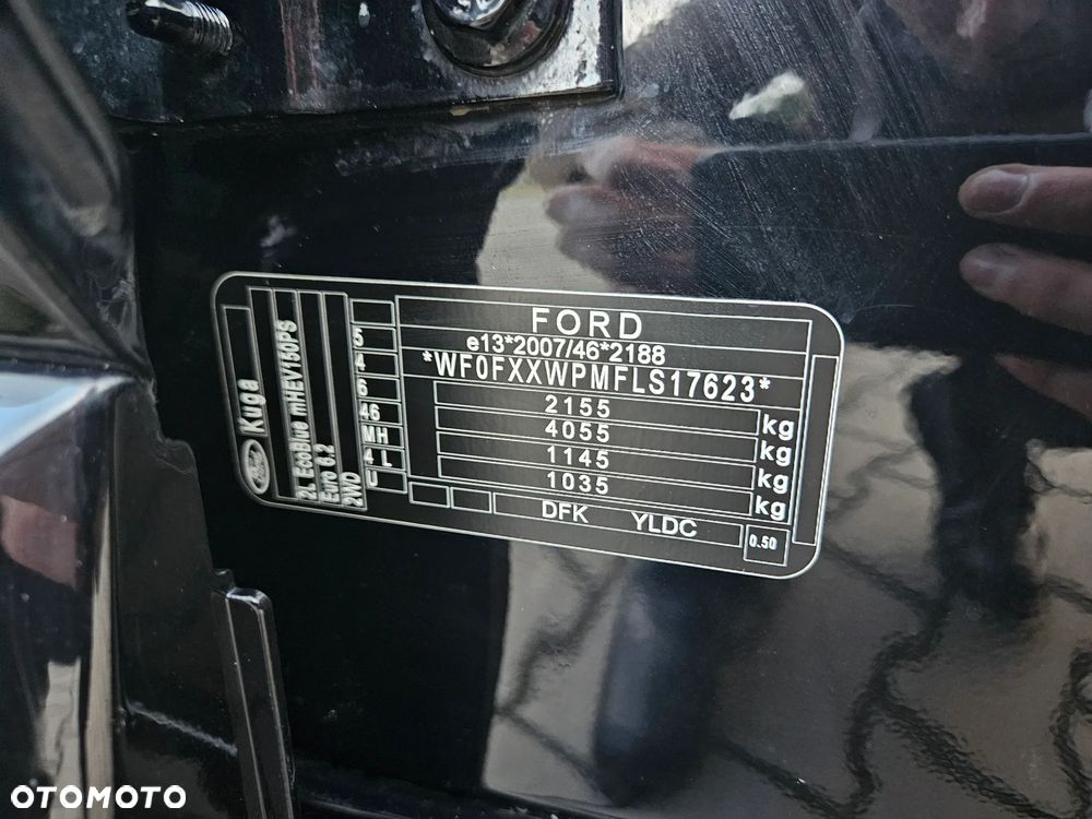 Ford Kuga 2.0 EcoBlue Hybrid ST-LINE X - 38