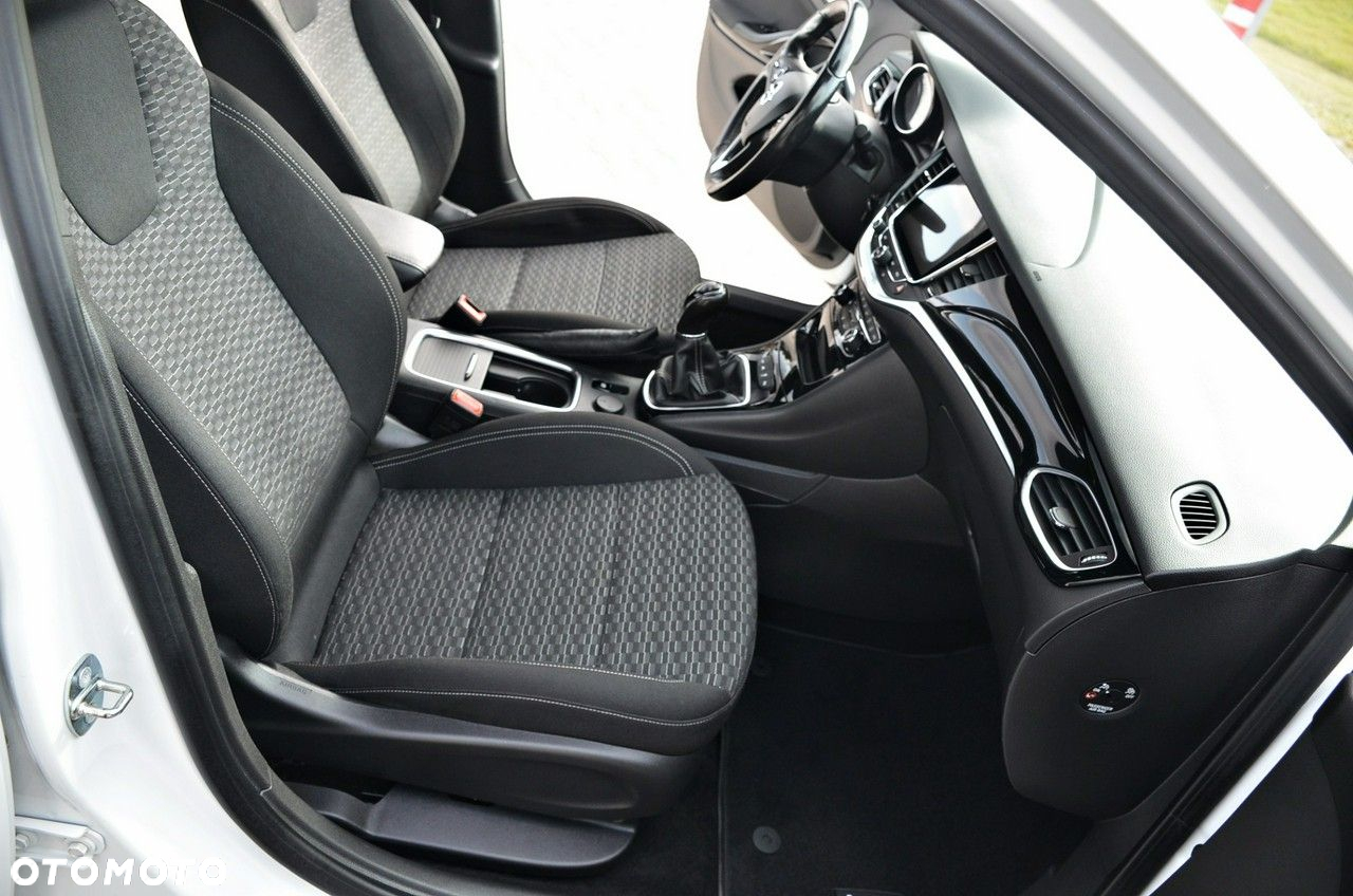 Opel Astra - 18