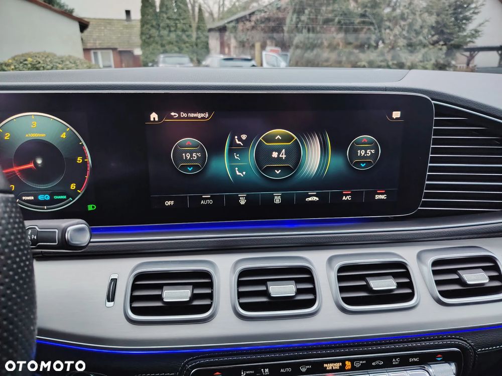 Mercedes-Benz GLE 300 d 4Matic 9G-TRONIC AMG Line - 33