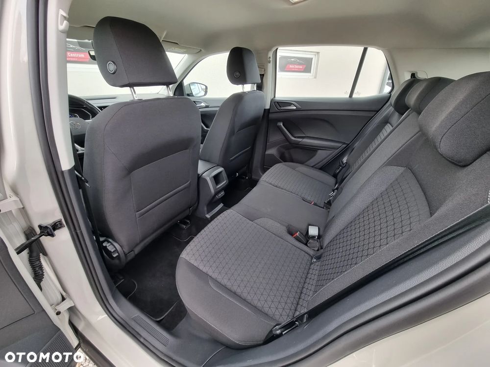 Volkswagen T-Cross - 11