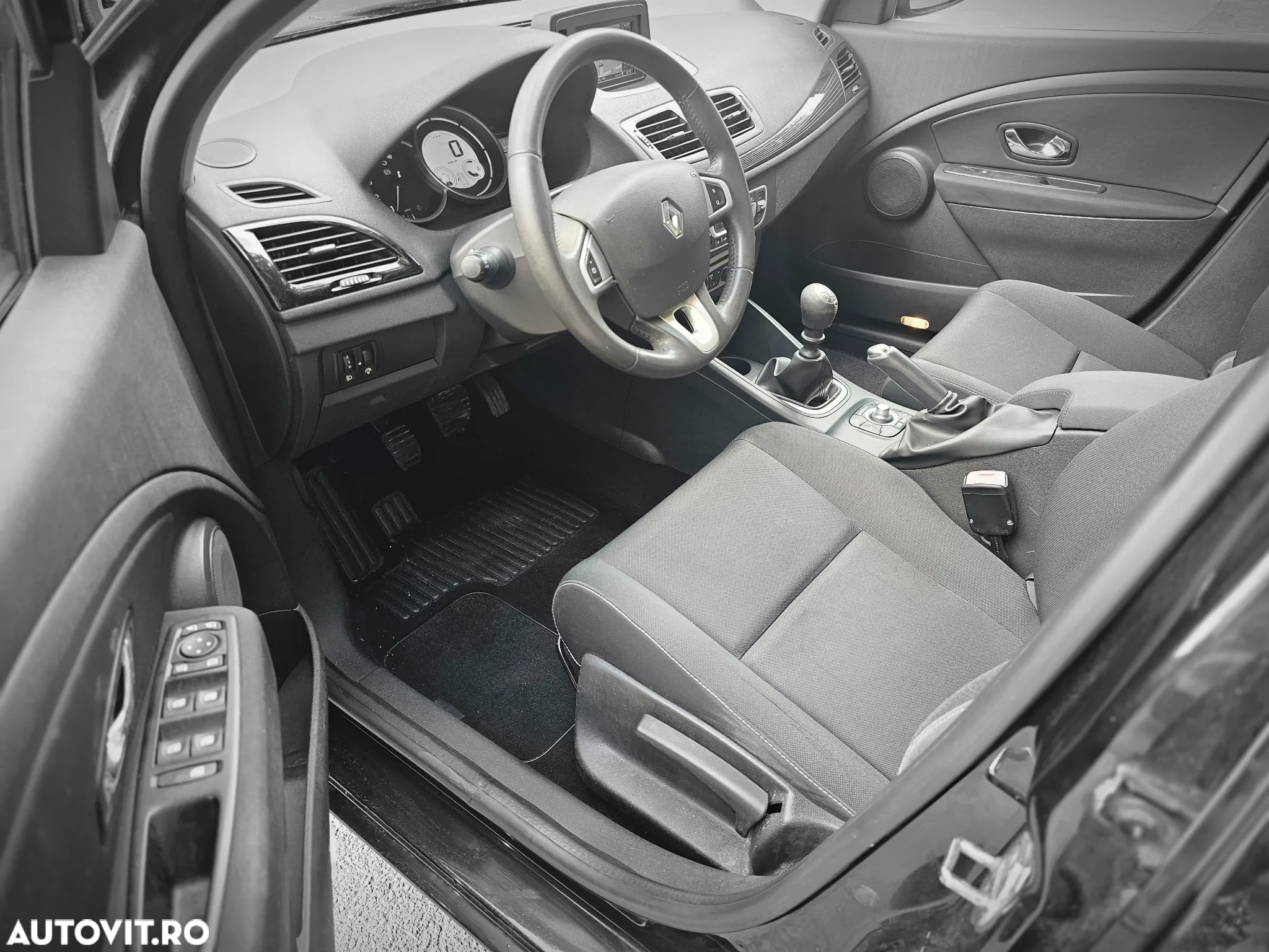 Renault Megane Grandtour ENERGY dCi 110 Start & Stopp Dynamique - 10