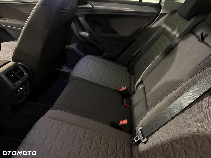 Volkswagen Tiguan 1.5 TSI EVO Life DSG - 24