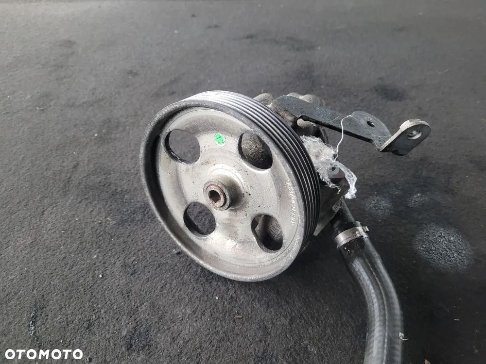 Pompa wspomagania 9682351680 Citroen C5 III - 2