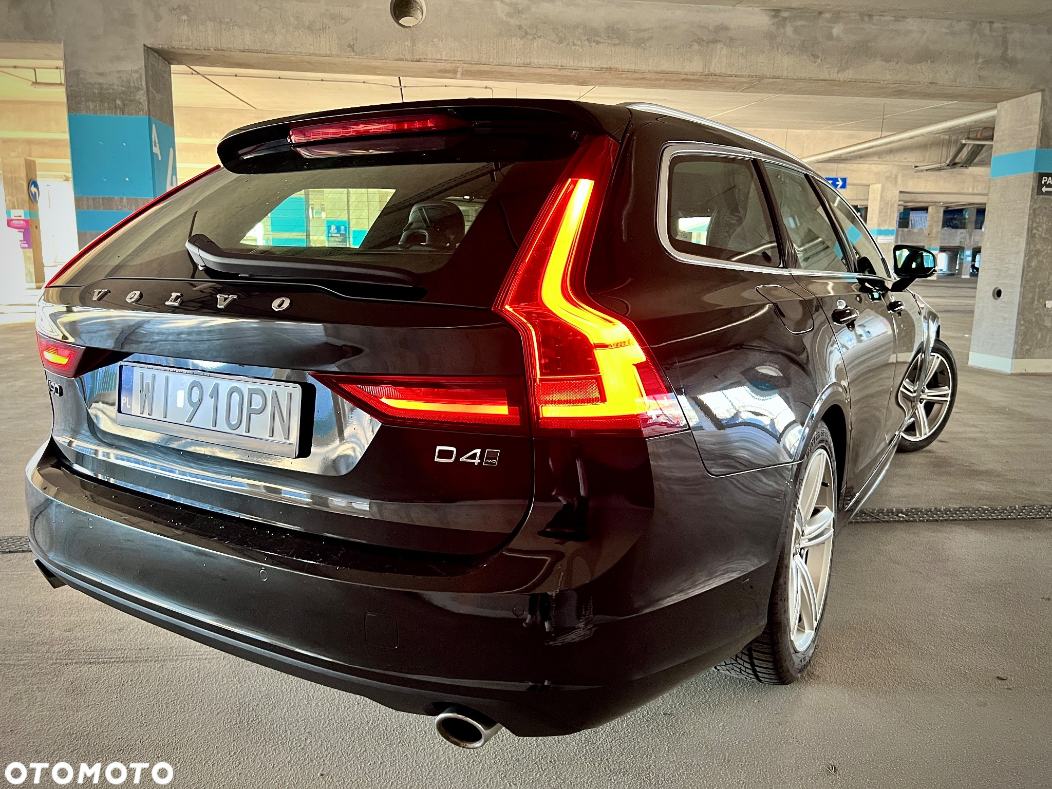 Volvo V90 D4 AWD Geartronic Inscription - 8