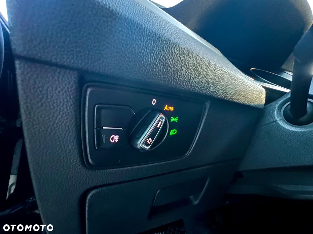 Volkswagen Passat 1.5 TSI EVO Essence - 25