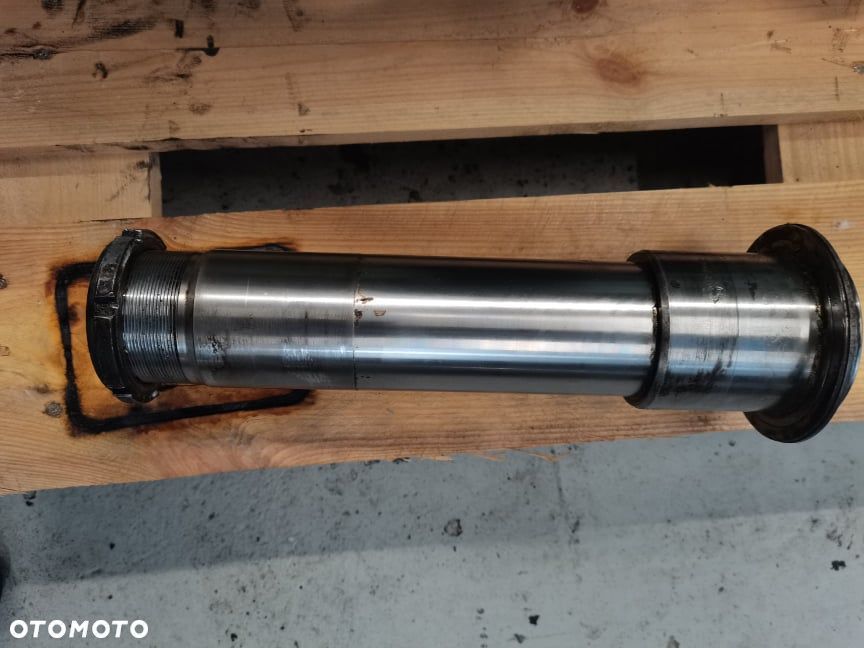 Steyr CVT 6195 {Wahacz dolny osi Carraro 12047 12048} - 9