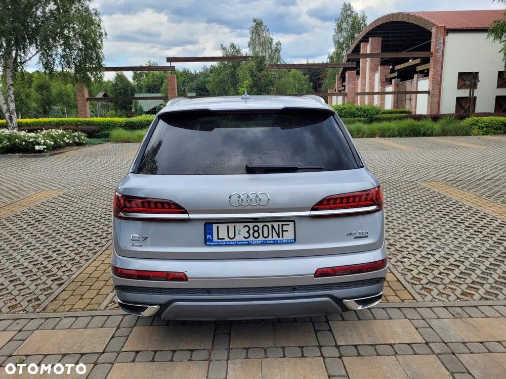 Audi Q7 - 4