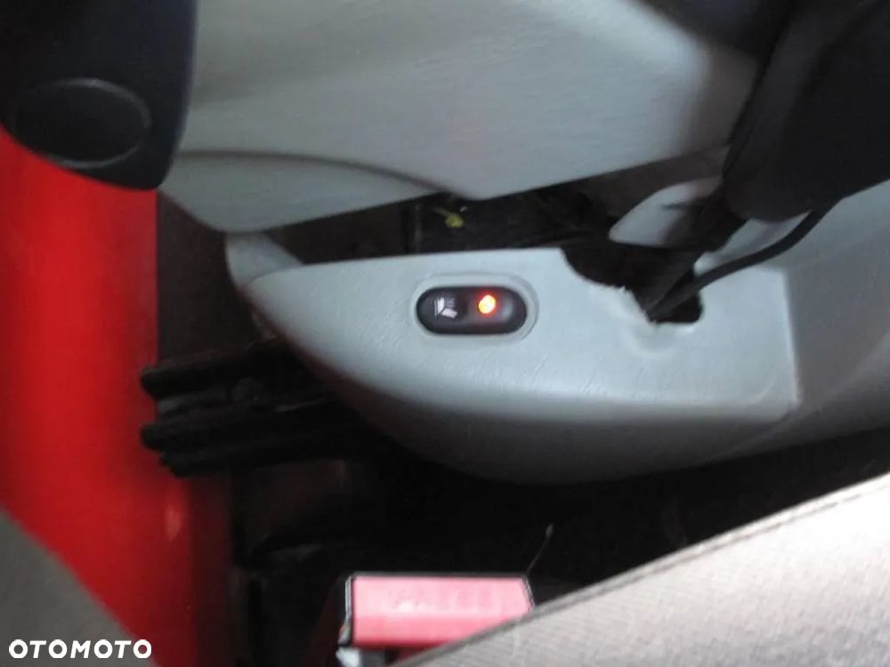 Renault Trafic - 17
