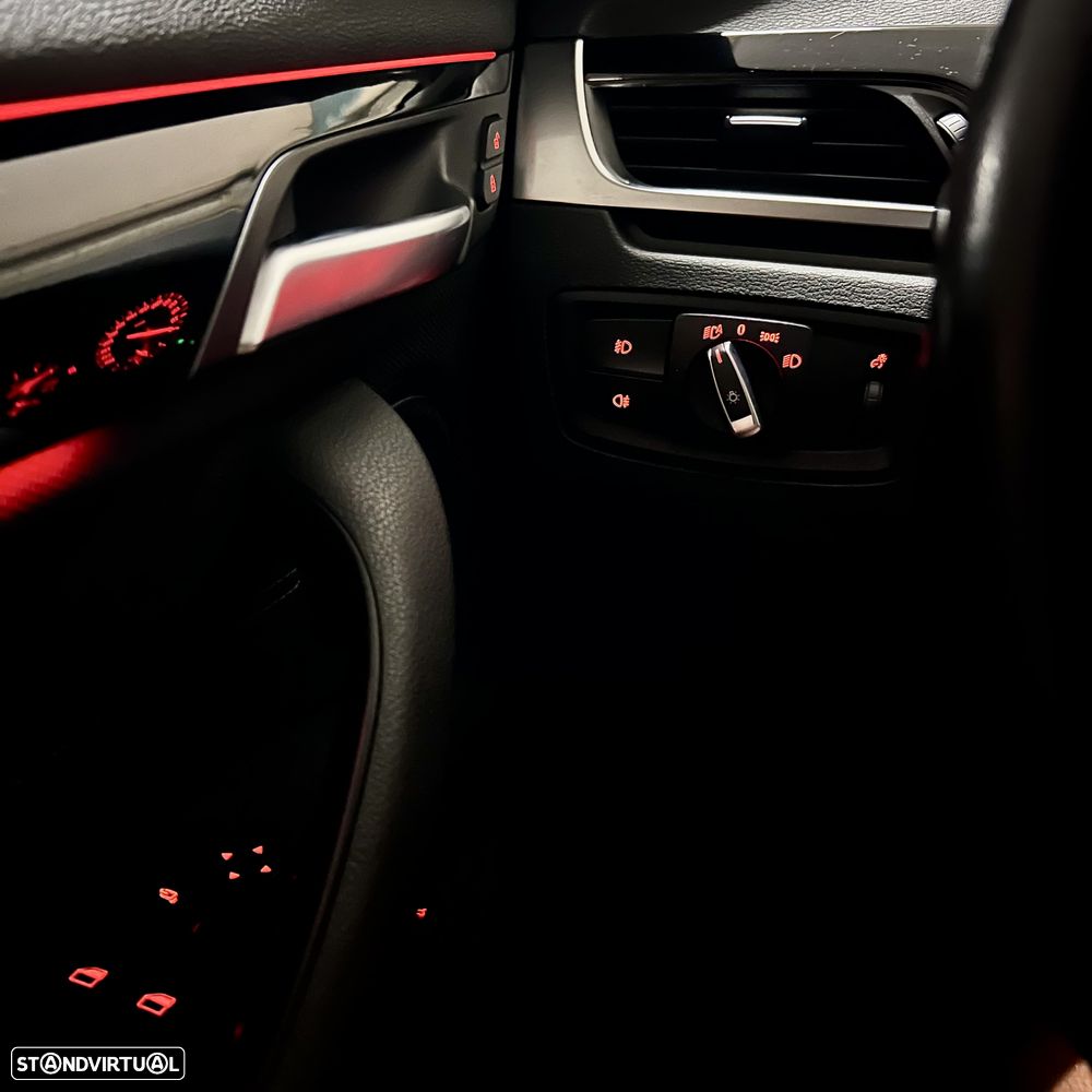 BMW X1 16 d sDrive Line Sport - 24