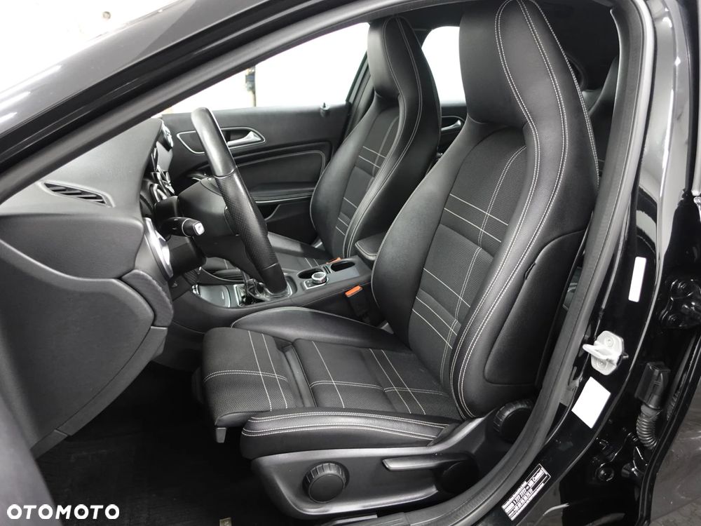 Mercedes-Benz Klasa A 180 (BlueEFFICIENCY) - 22