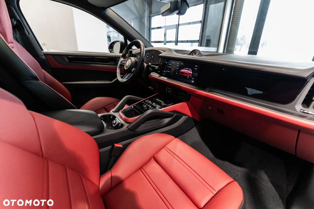 Porsche Cayenne Standard - 30