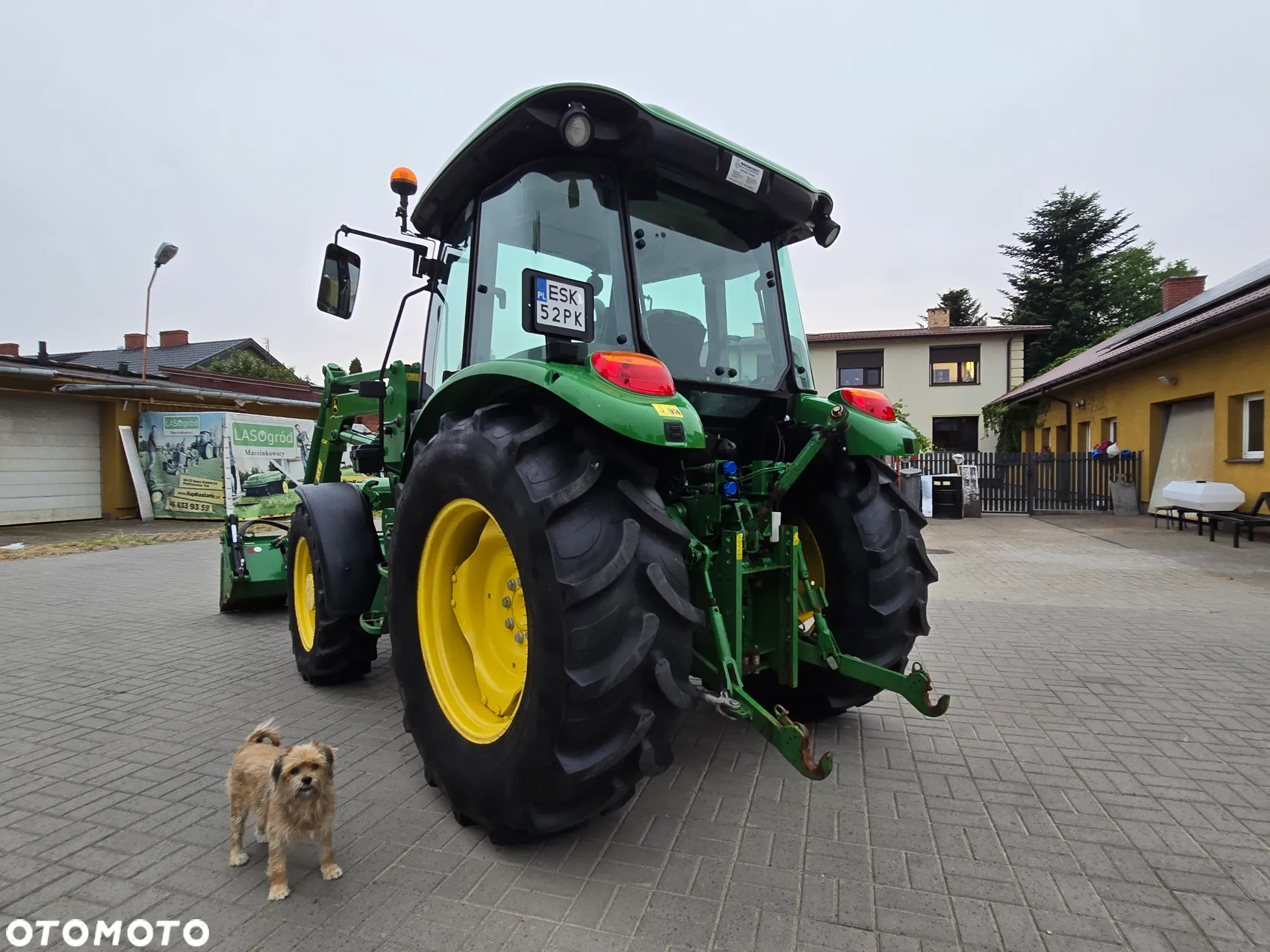 John Deere 5075E - 8