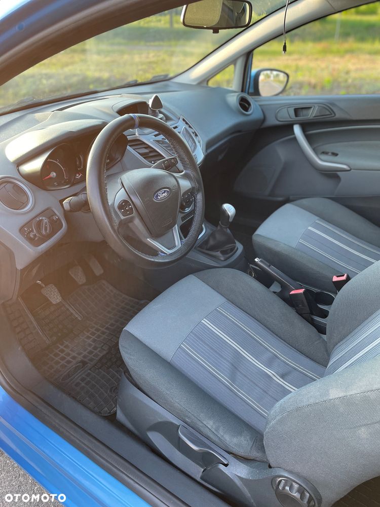 Ford Fiesta 1.25 Ambiente - 8