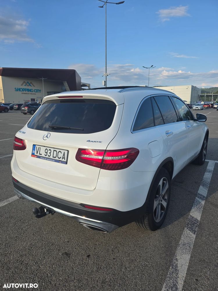 Mercedes-Benz GLC - 28