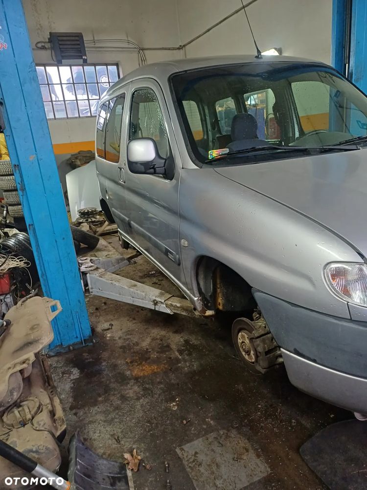 Citroen Berlingo osobowy  2001r 1,6B na części - 2