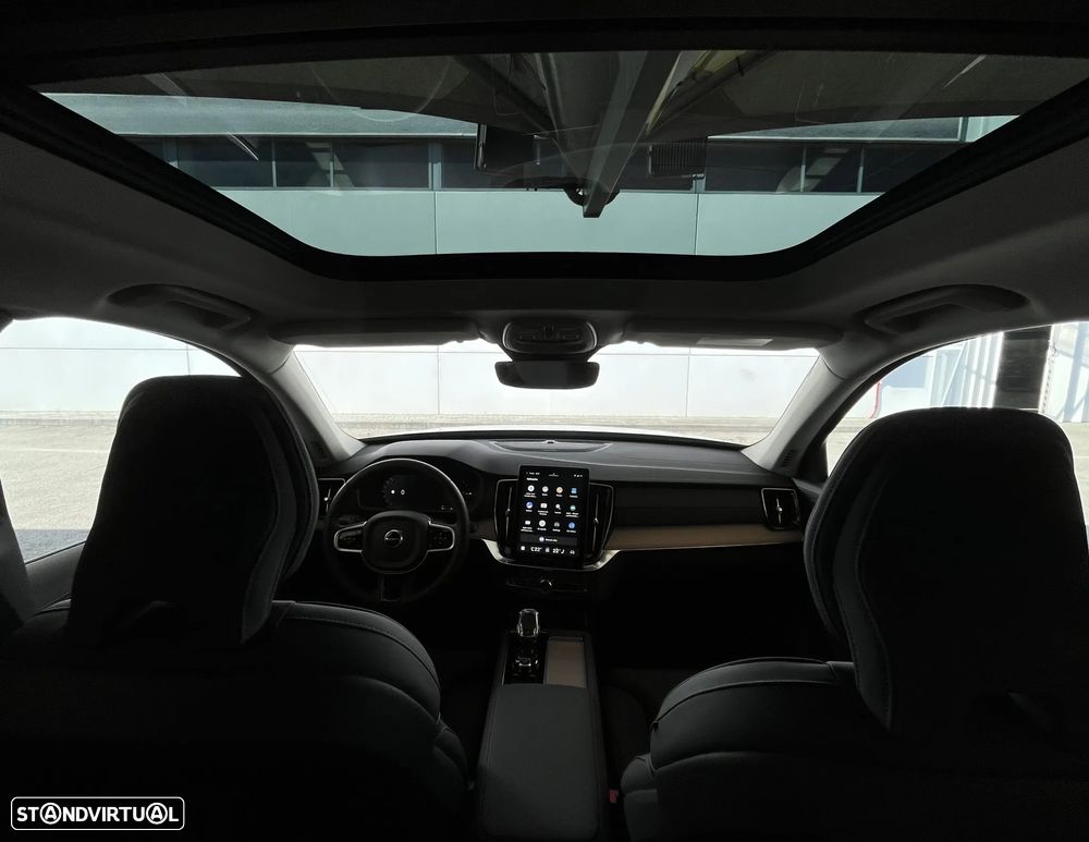 Volvo XC 90 2.0 T8 PHEV Plus Dark AWD - 24