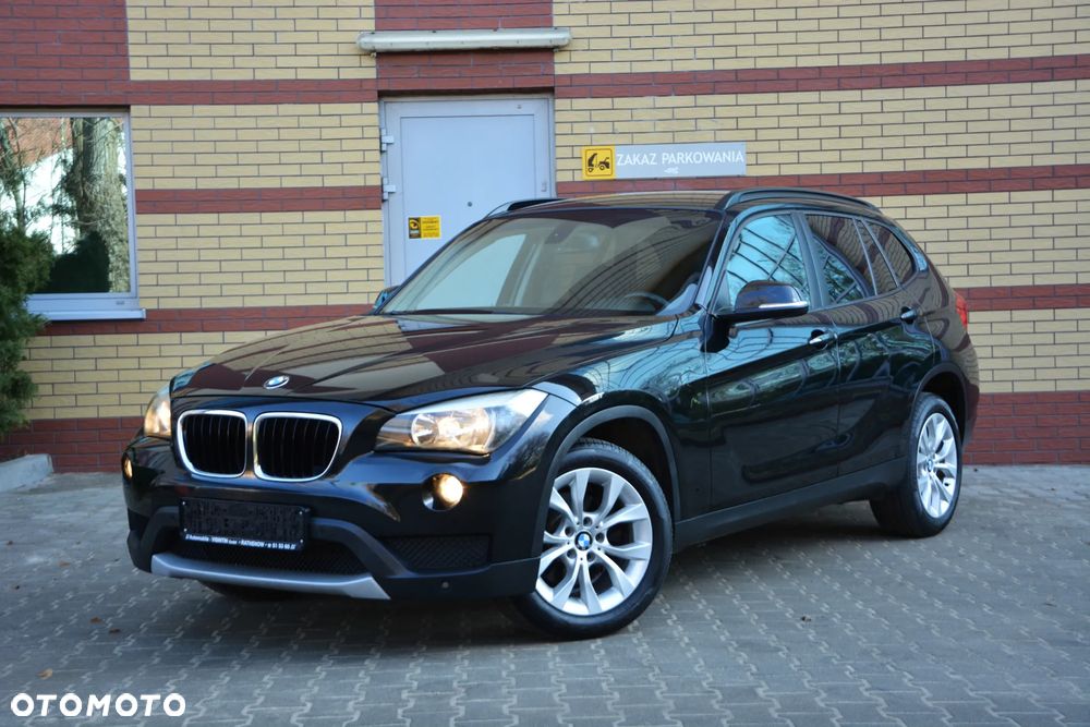 BMW X1 sDrive18d xLine - 37