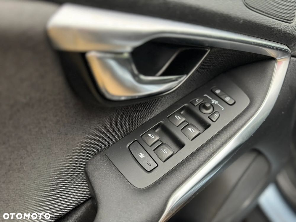 Volvo V40 Cross Country D3 - 21