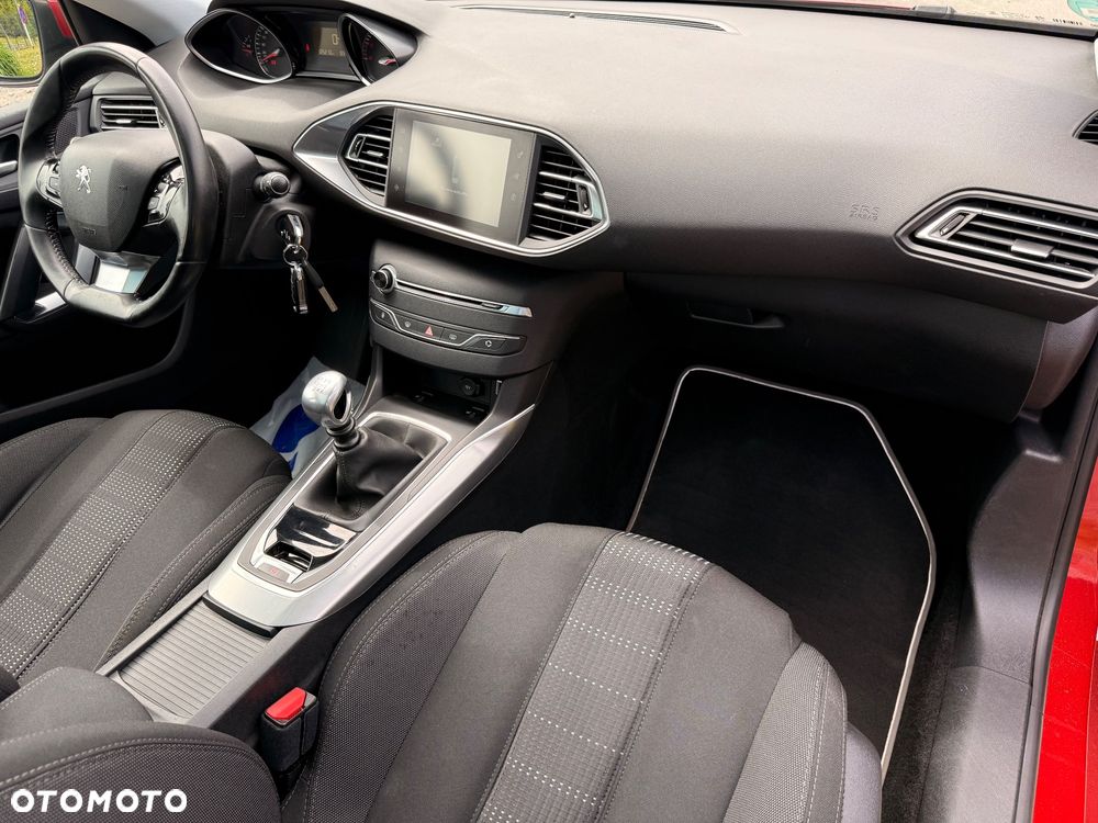 Peugeot 308 BlueHDi 150 Stop & Start Active - 26