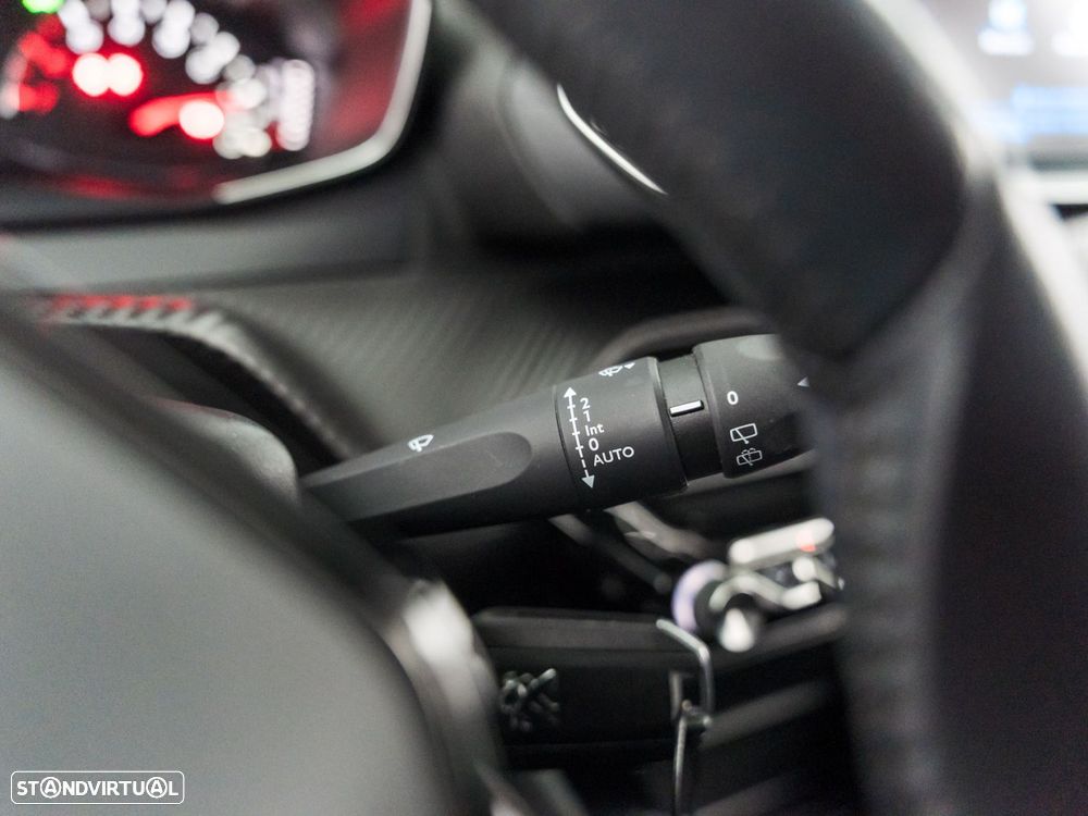 Peugeot 2008 1.5 BlueHDi Active Pack - 21