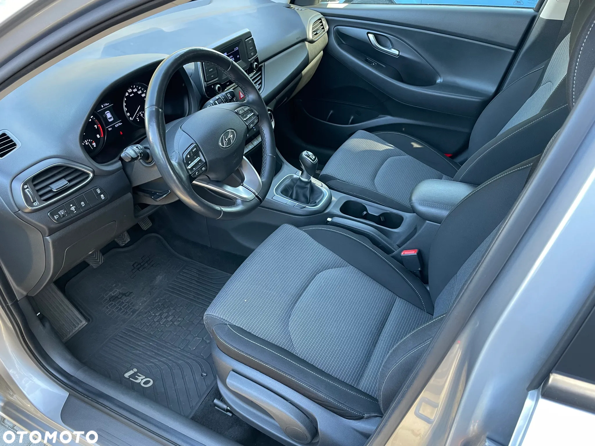 Hyundai i30 1.5 DPI Modern - 6