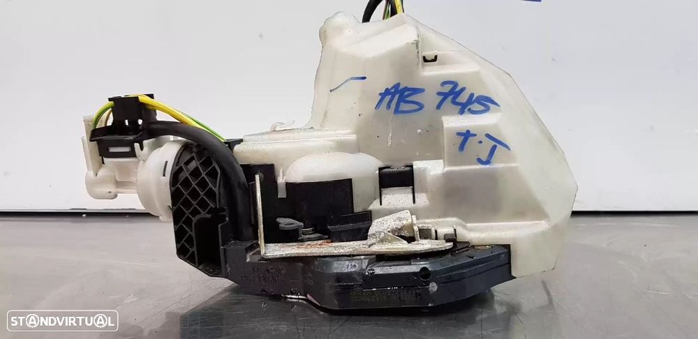 FECHADURA PORTA TRASEIRA DIREITA MERCEDES-BENZ CLASSE S 1999 -2207300335 - 2