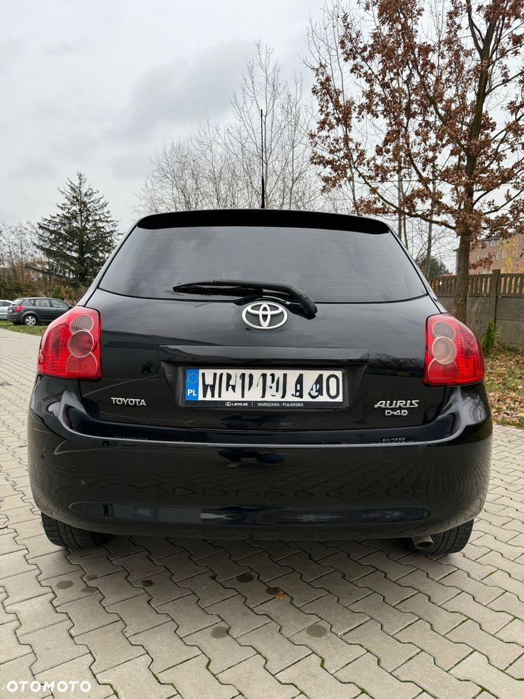 Toyota Auris 2.0 D-4D Luna - 6