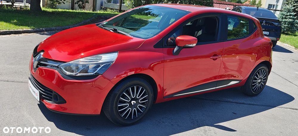 Renault Clio 1.2 16V 75 LIMITED - 10