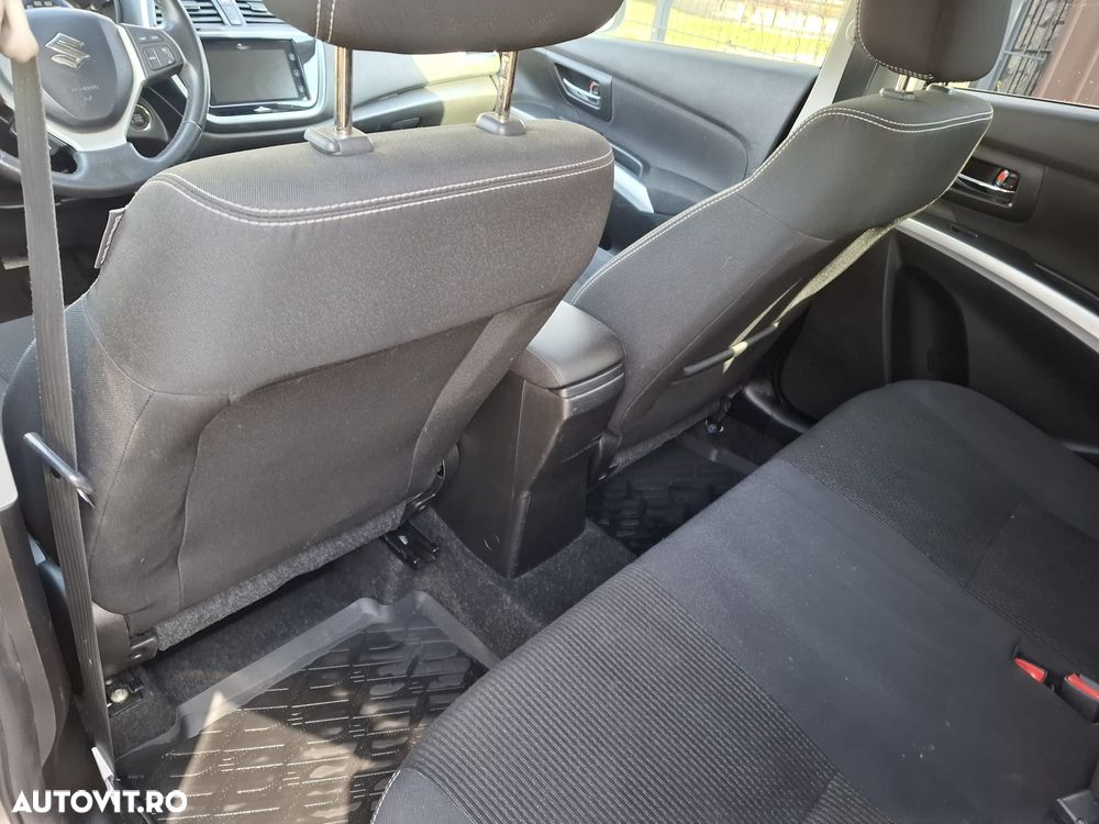 Suzuki SX4 - 4