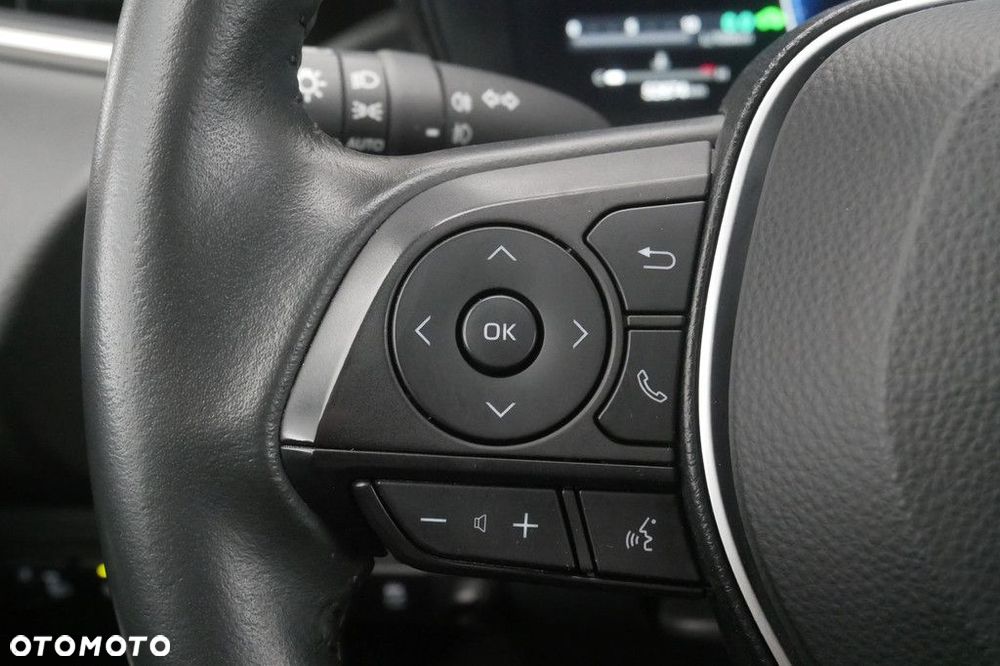 Toyota Corolla 1.8 Hybrid Comfort - 25