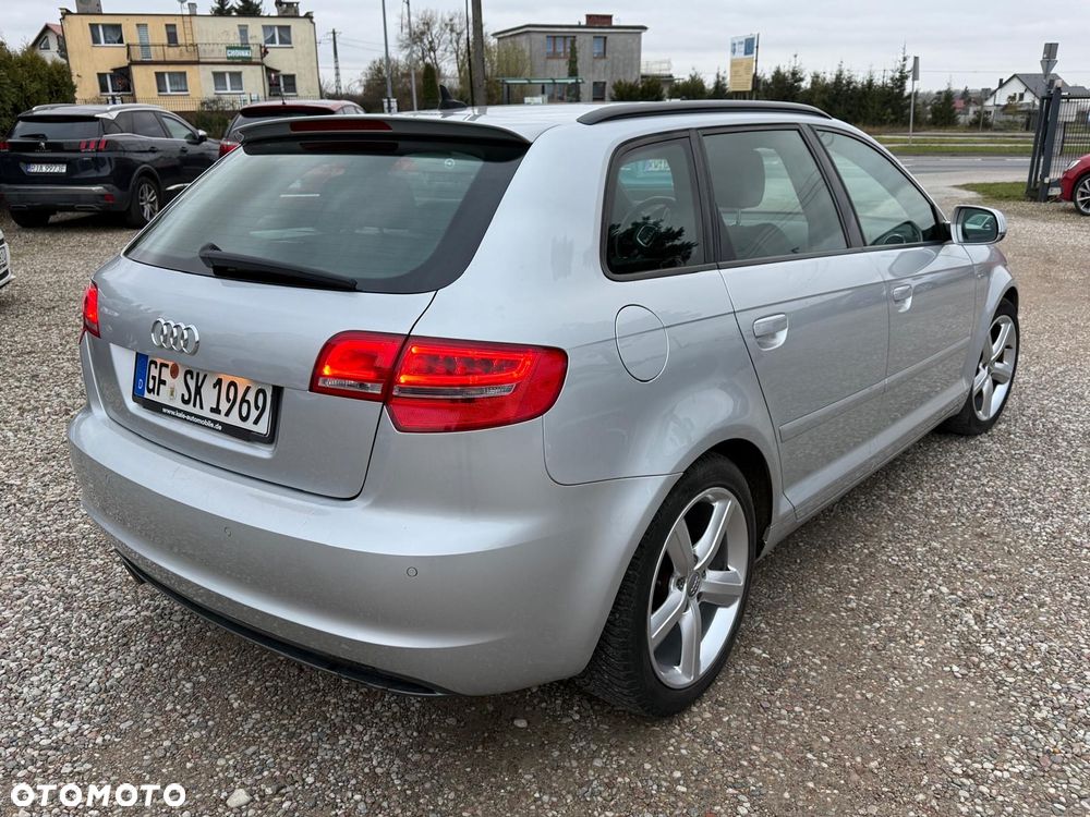 Audi A3 Sportback - 12