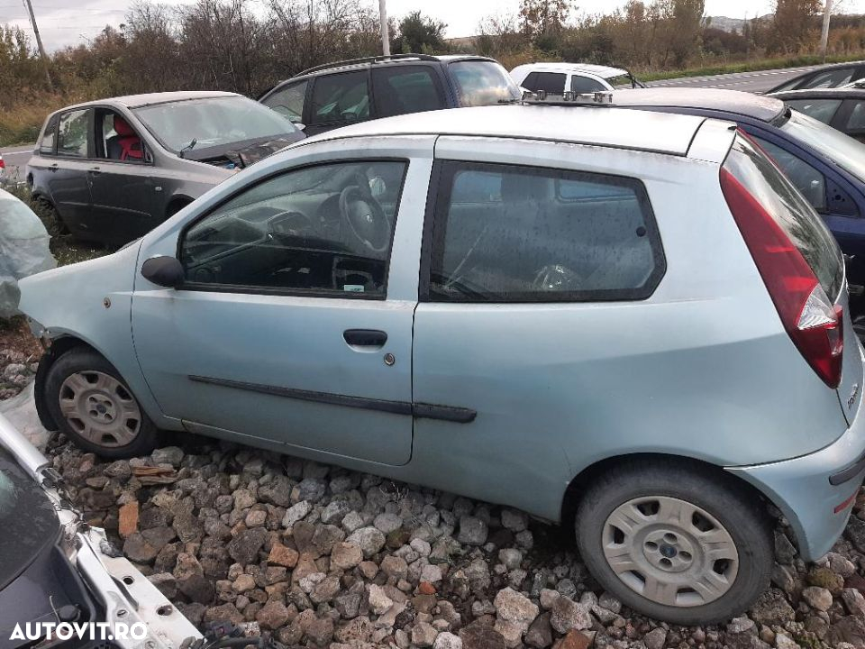 Dezmembrez fiat punto - 2